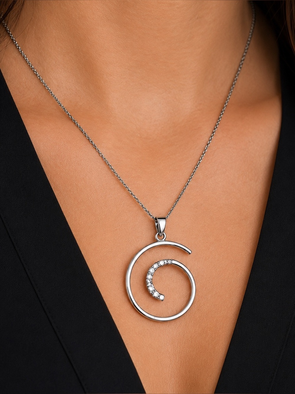 Sterling Silver Modern Swirl Pendant Chain Link Necklace